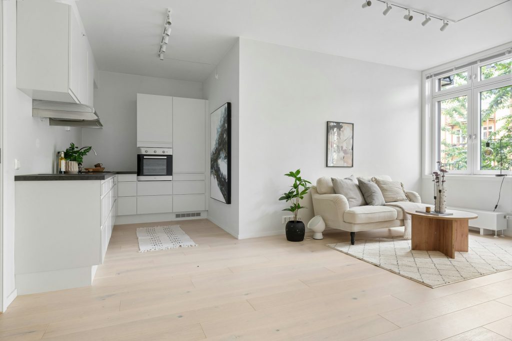 The Truth About Laminate Flooring: What Works and What Doesn’t laminate flooring near me